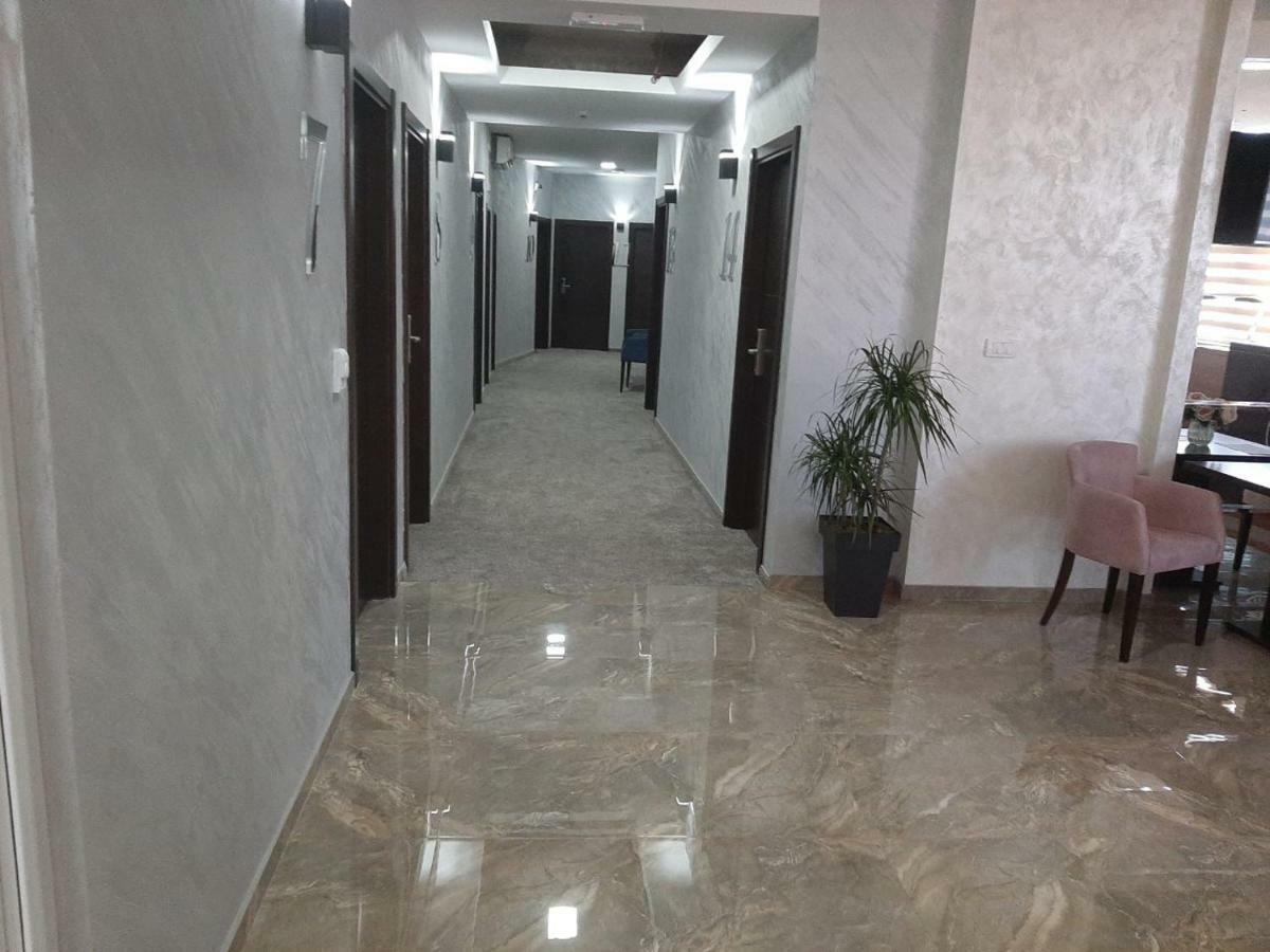 Hotel Usce Sabac Ngoại thất bức ảnh