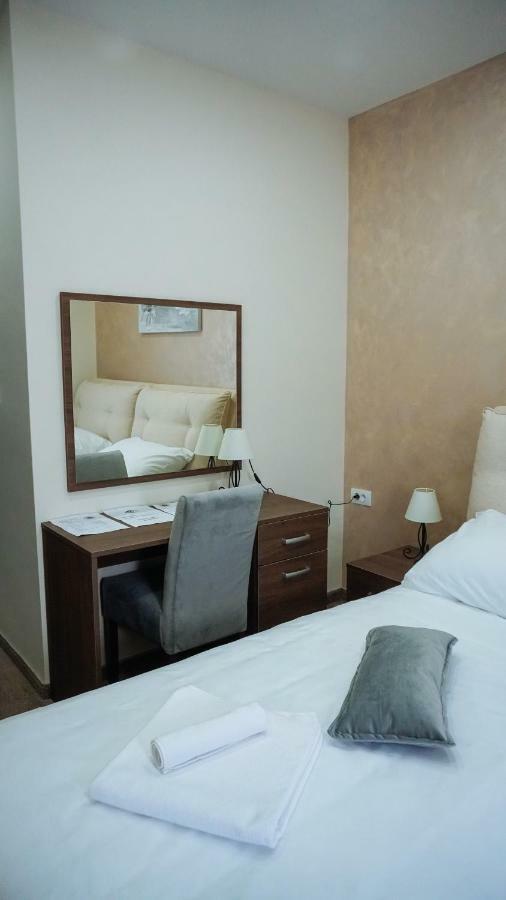 Hotel Usce Sabac Ngoại thất bức ảnh
