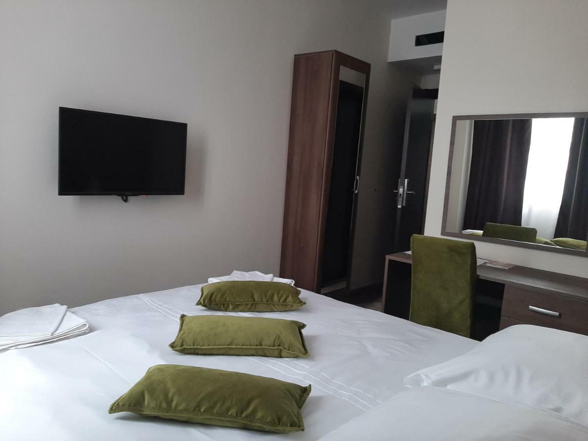 Hotel Usce Sabac Ngoại thất bức ảnh