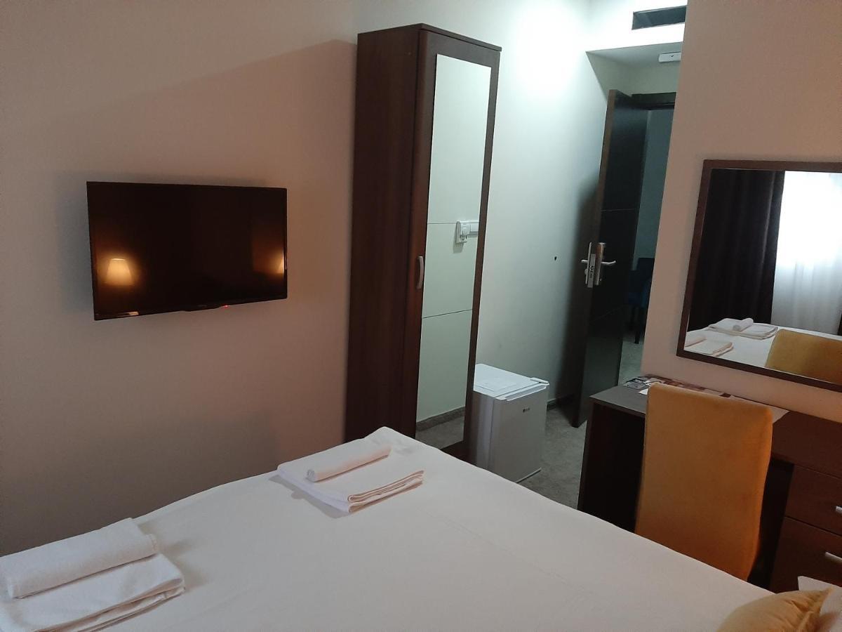Hotel Usce Sabac Ngoại thất bức ảnh